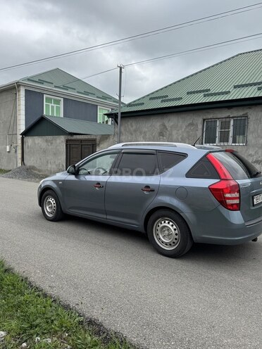 Kia Ceed 2008, 290,000 km - 1.6 л - Oğuz