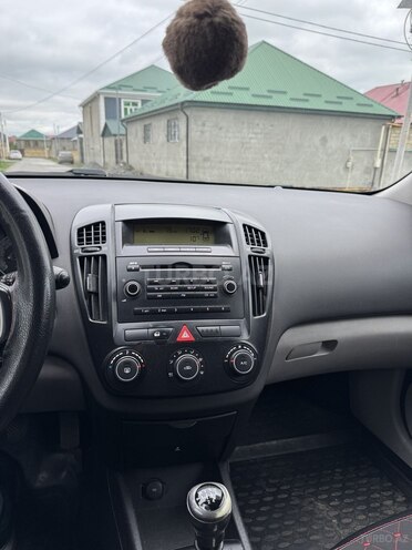 Kia Ceed 2008, 290,000 km - 1.6 л - Oğuz