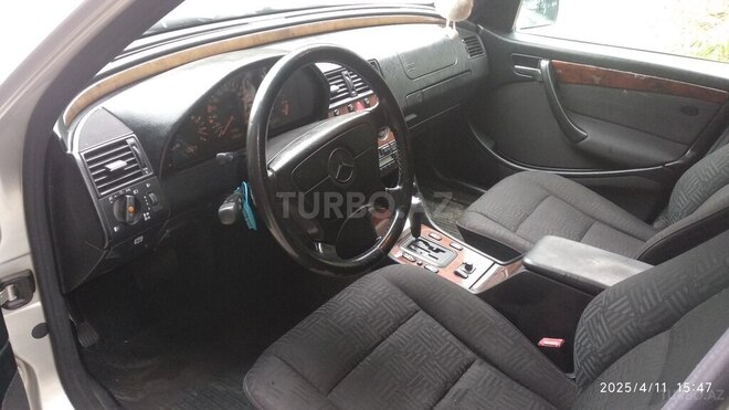 Mercedes C 180 1997, 325,485 km - 1.8 l - Bakı