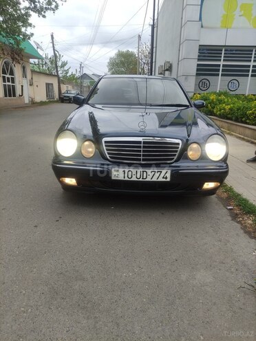Mercedes E 270 2000, 241,414 km - 2.7 л - Ağcabədi