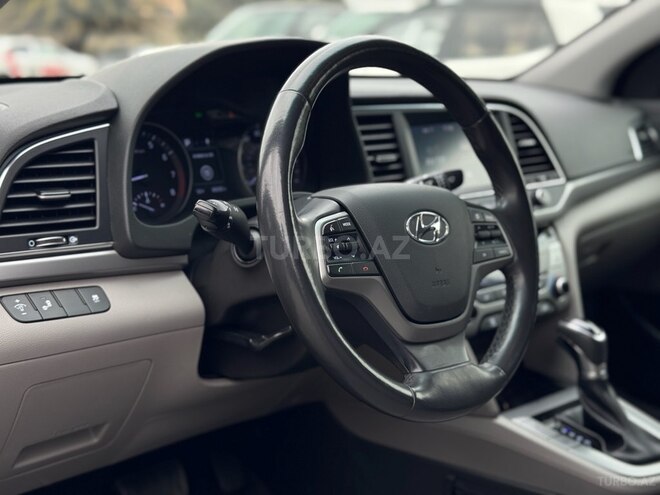 Hyundai Elantra 2018, 78,000 km - 1.4 l - Bakı