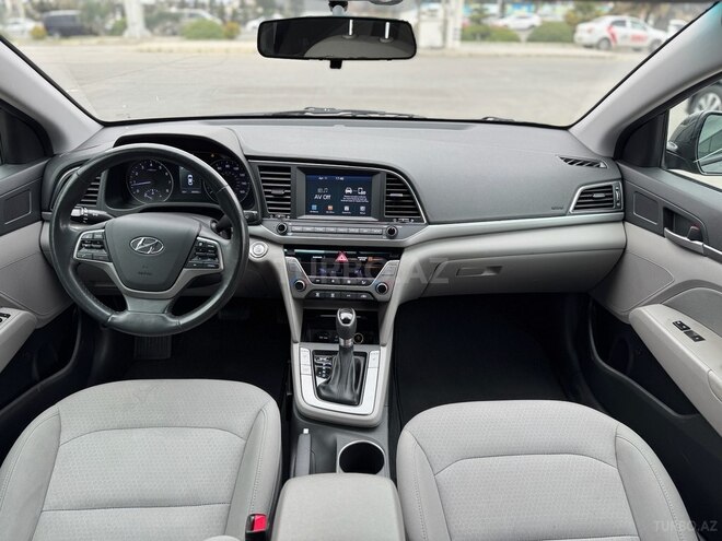 Hyundai Elantra 2018, 78,000 km - 1.4 l - Bakı