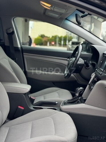 Hyundai Elantra 2018, 78,000 km - 1.4 l - Bakı