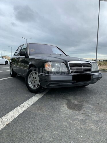 Mercedes E 280 1994, 437,000 km - 2.8 l - Bakı