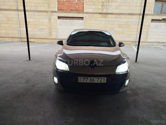 Renault Megane-7