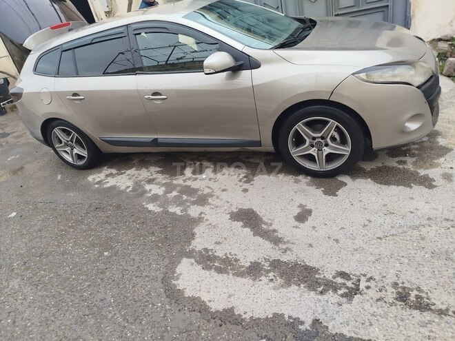 Renault Megane-17