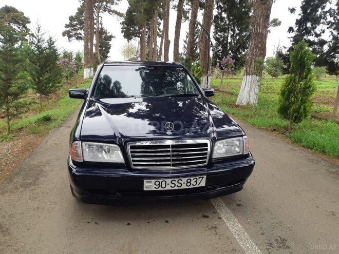 Mercedes C 220 d 1999, 320,000 km - 2.2 л - Biləsuvar