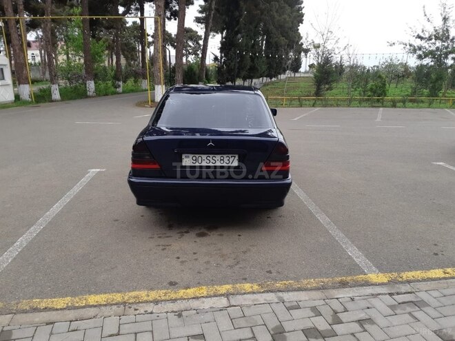 Mercedes C 220 d 1999, 320,000 km - 2.2 л - Biləsuvar
