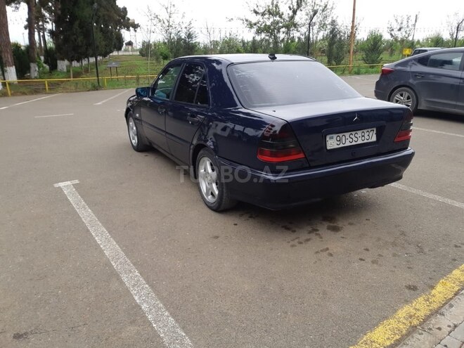 Mercedes C 220 d 1999, 320,000 km - 2.2 л - Biləsuvar