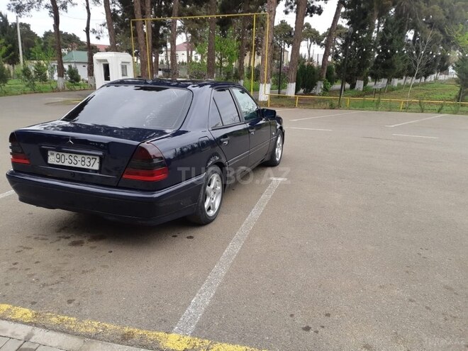Mercedes C 220 d 1999, 320,000 km - 2.2 л - Biləsuvar