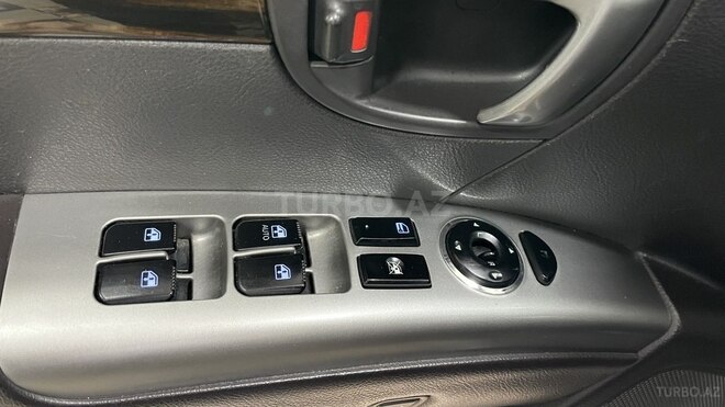 Hyundai Santa Fe-14