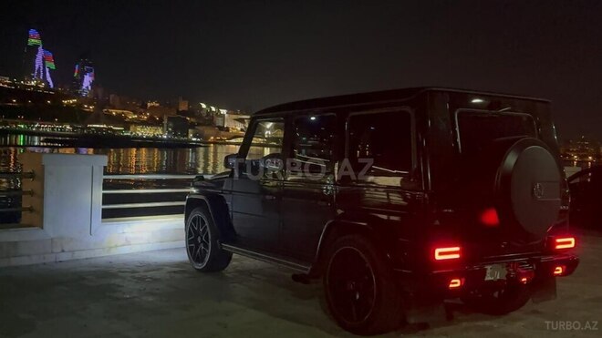 Mercedes G 400 2001, 240,000 km - 4.0 l - Bakı