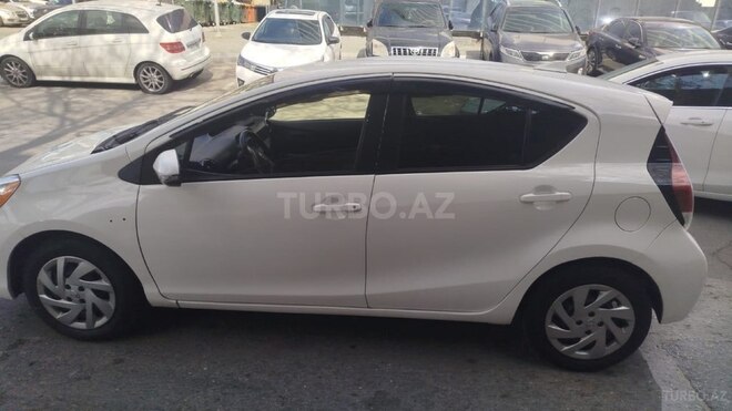 Toyota Aqua 2014, 274,800 km - 1.5 l - Bakı