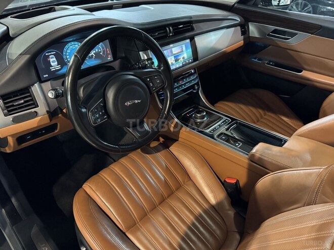 Jaguar XF 2016, 257,000 km - 2.0 l - Bakı