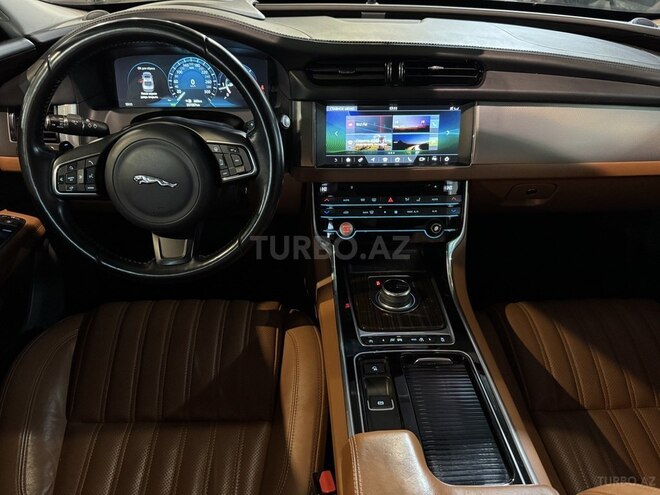 Jaguar XF 2016, 257,000 km - 2.0 l - Bakı