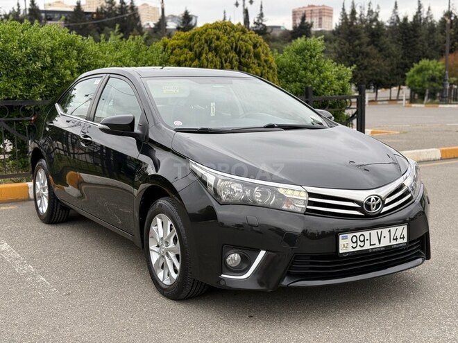 Toyota Corolla 2014, 121,000 km - 1.6 l - Bakı
