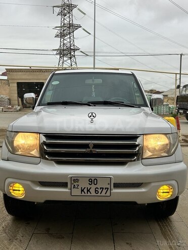 Mitsubishi Pajero io 2001, 363,573 km - 2.0 l - Bakı