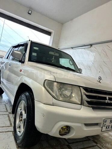 Mitsubishi Pajero io 2001, 363,573 km - 2.0 l - Bakı