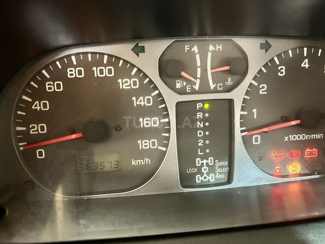 Mitsubishi Pajero io 2001, 363,573 km - 2.0 l - Bakı