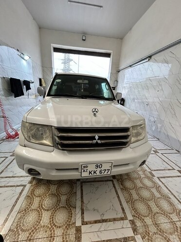 Mitsubishi Pajero io 2001, 363,573 km - 2.0 l - Bakı