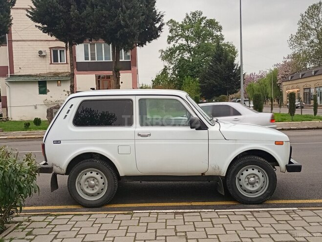 LADA (VAZ) Niva 2007, 220,000 km - 1.7 л - Masallı