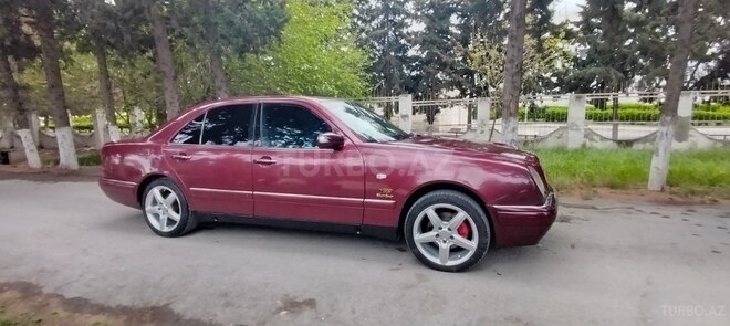 Mercedes E 220 d 1998, 267,000 km - 2.2 л - Bakı