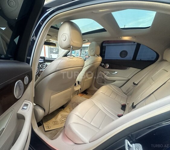 Mercedes C 300 2014, 176,000 km - 2.0 l - Bakı