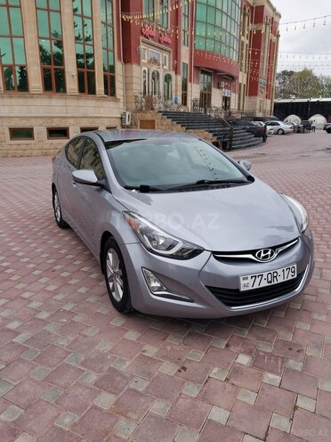 Hyundai Elantra 2015, 52,168 km - 1.8 л - Şirvan