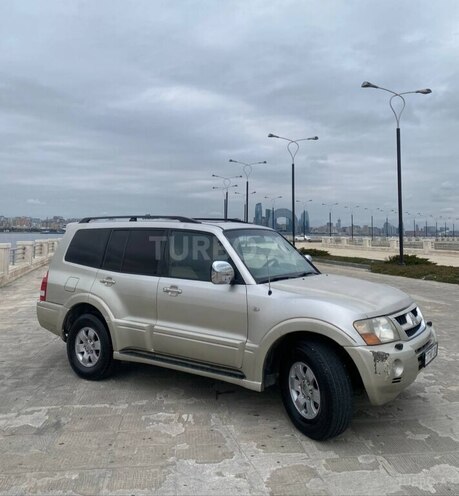 Mitsubishi Pajero 2006, 300,000 km - 3.0 l - Bakı