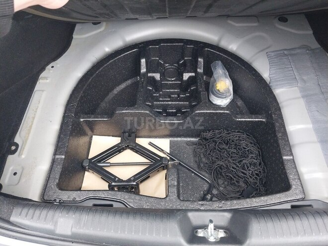 Hyundai Elantra 2015, 52,168 km - 1.8 л - Şirvan