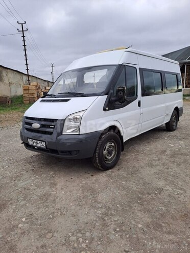 Ford Transit 2007, 450,000 km - 2.4 л - Quba