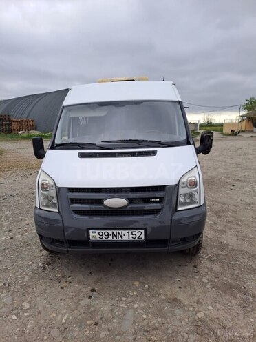 Ford Transit 2007, 450,000 km - 2.4 л - Quba