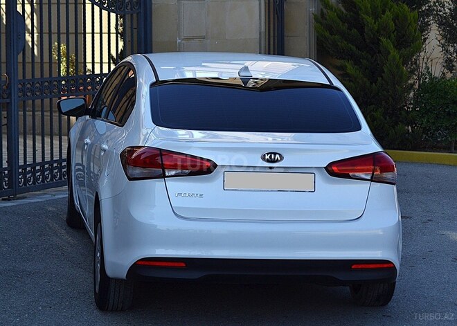 Kia Forte 2018, 80,000 km - 2.0 l - Bakı