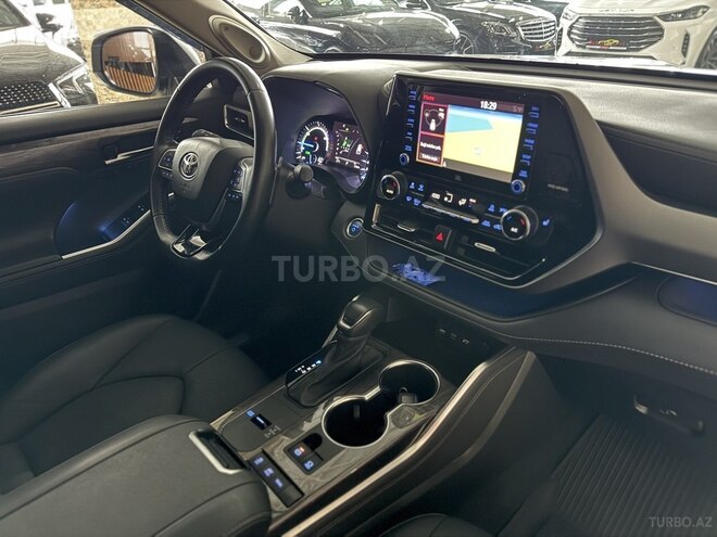 Toyota Highlander 2021, 57,000 km - 2.5 l - Bakı
