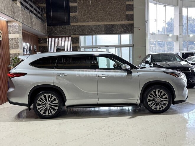 Toyota Highlander 2021, 57,000 km - 2.5 l - Bakı