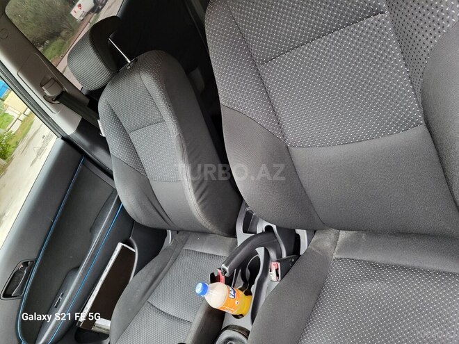 Hyundai i30 2009, 375,000 km - 1.6 l - Sabirabad