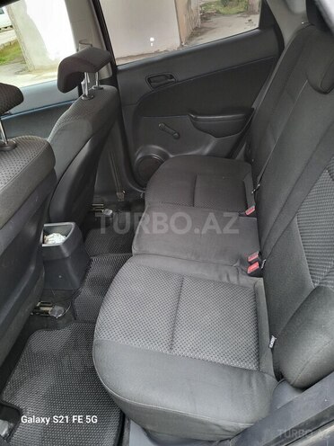 Hyundai i30 2009, 375,000 km - 1.6 l - Sabirabad