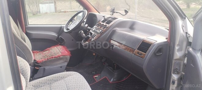 Mercedes Vito 1998, 233,000 km - 2.3 l - Bərdə