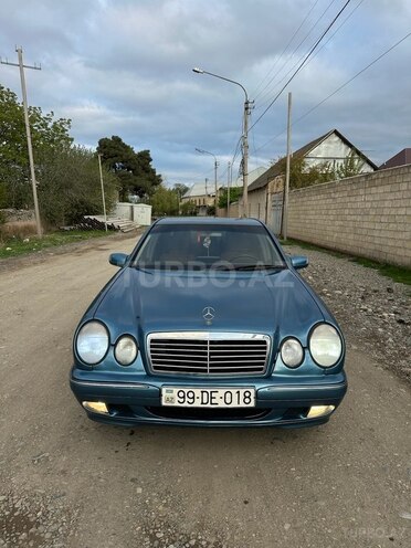 Mercedes E 240 1999, 300,005 km - 2.4 l - Şəmkir