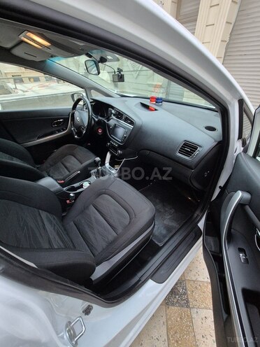 Kia Ceed 2017, 232,000 km - 1.6 л - Bakı