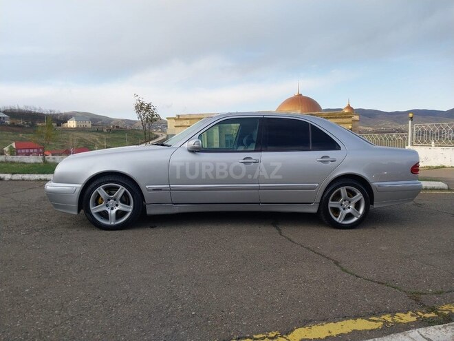 Mercedes E 240 2000, 250,000 km - 2.4 l - Gədəbəy