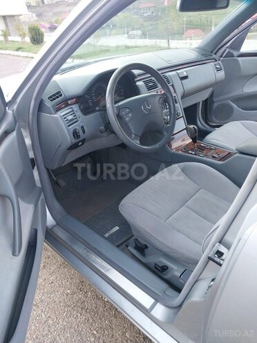 Mercedes E 240 2000, 250,000 km - 2.4 l - Gədəbəy