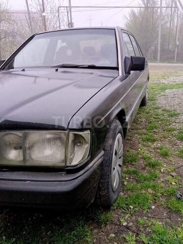 Mercedes 190 1992, 393,546 km - 2.6 l - Şamaxı