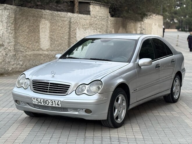 Mercedes C 220 d 2005, 258,741 km - 2.2 l - Sumqayıt