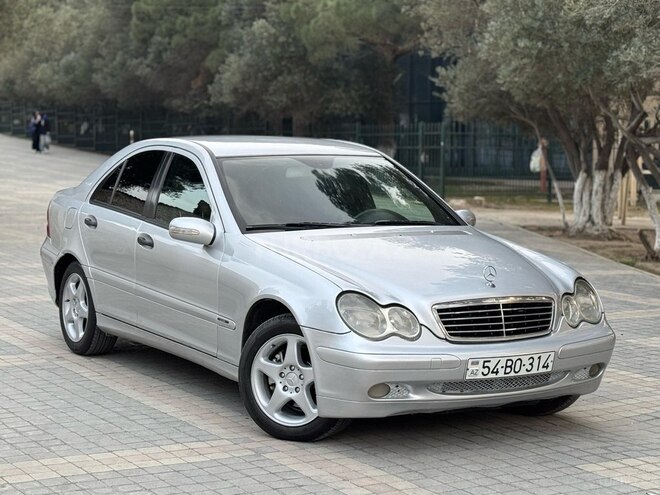 Mercedes C 220 d 2005, 258,741 km - 2.2 l - Sumqayıt