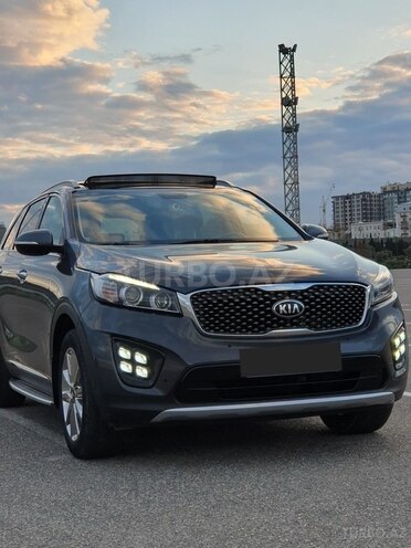 Kia Sorento-1