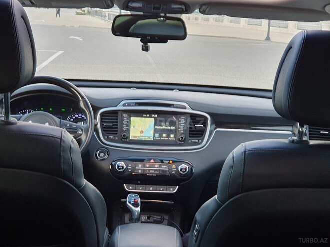 Kia Sorento-7