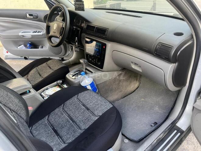 Volkswagen Passat 2001, 285,000 km - 1.8 l - Bakı