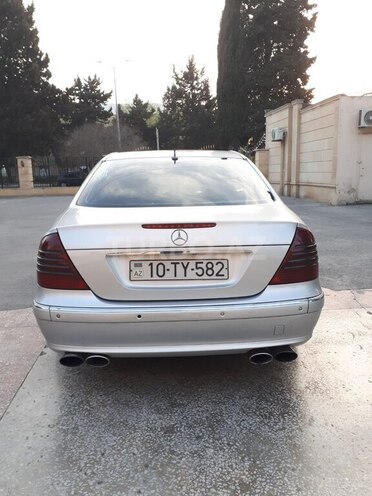 Mercedes E 220 d 2003, 440,000 km - 2.2 l - Bakı
