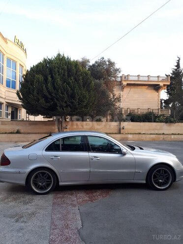 Mercedes E 220 d 2003, 440,000 km - 2.2 l - Bakı
